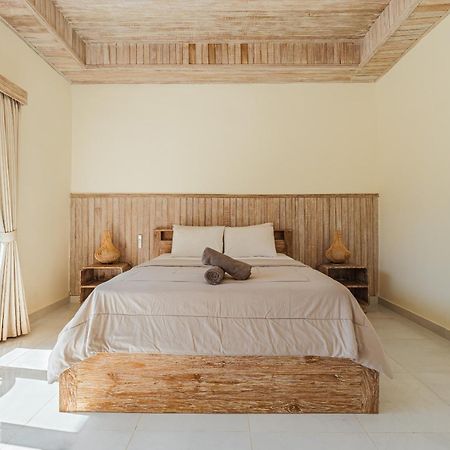 Kembang Kuning Hotell Uluwatu Exteriör bild